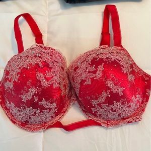 Used Shiny Victoria Secret 38DD Angels Dream bra